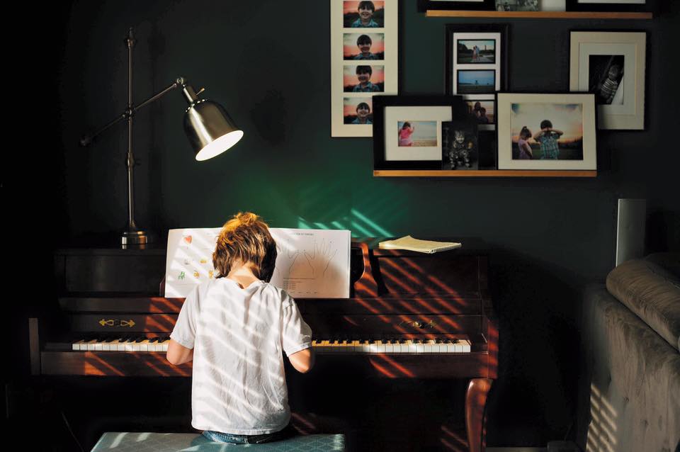 girl at piano - Documentary Family Photography