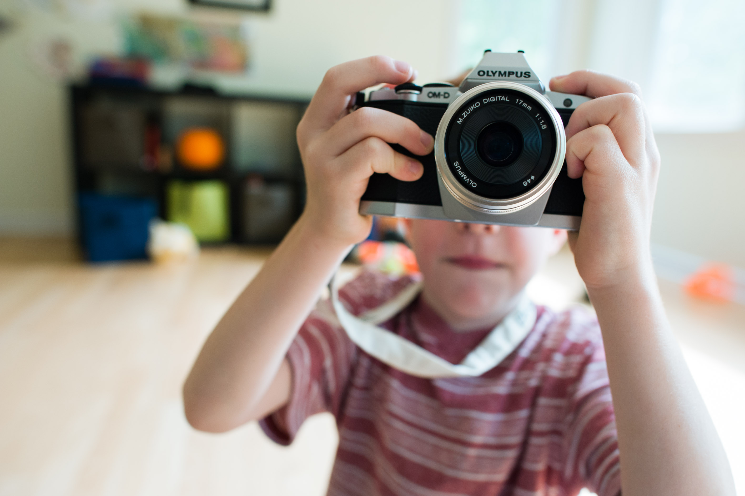 boy with camera - Documentary Family Photography