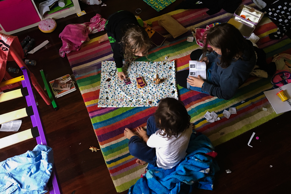 kids playing on floor - Documentary Family Photography