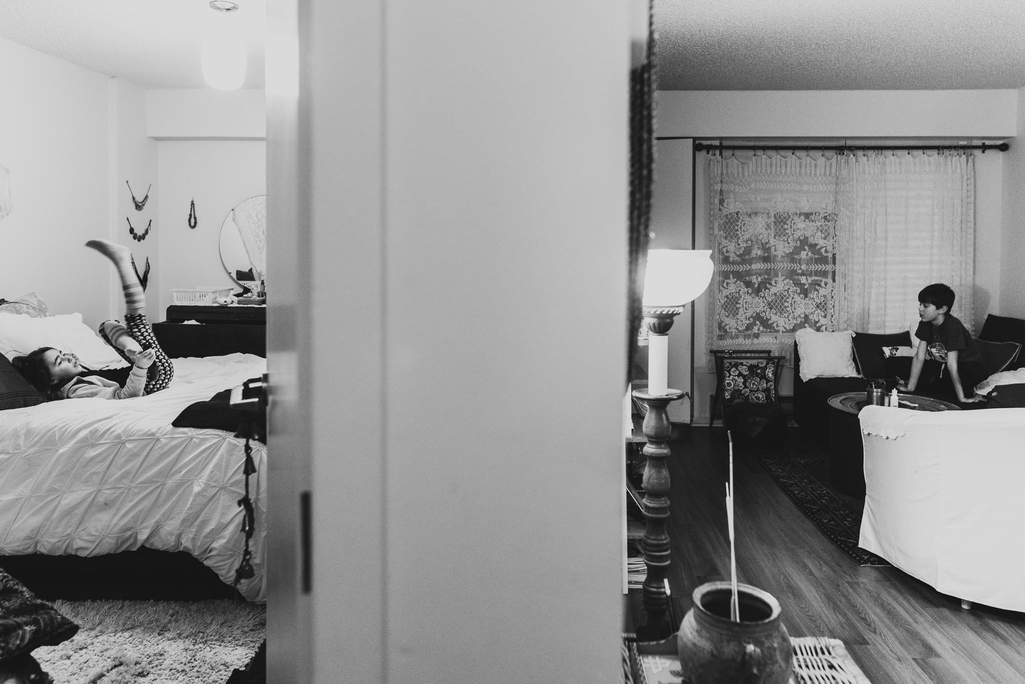 kids in adjacent rooms - documentary family photography