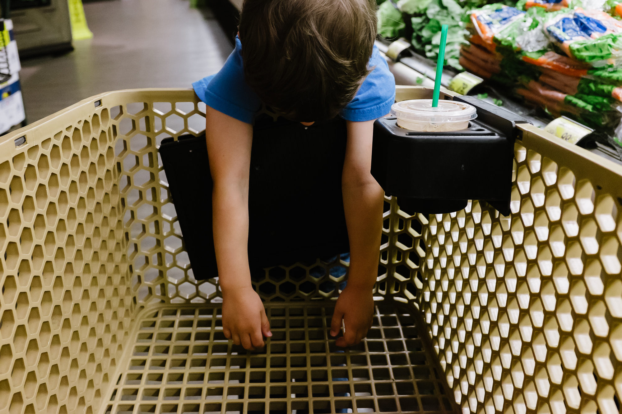 child bored at grocery store