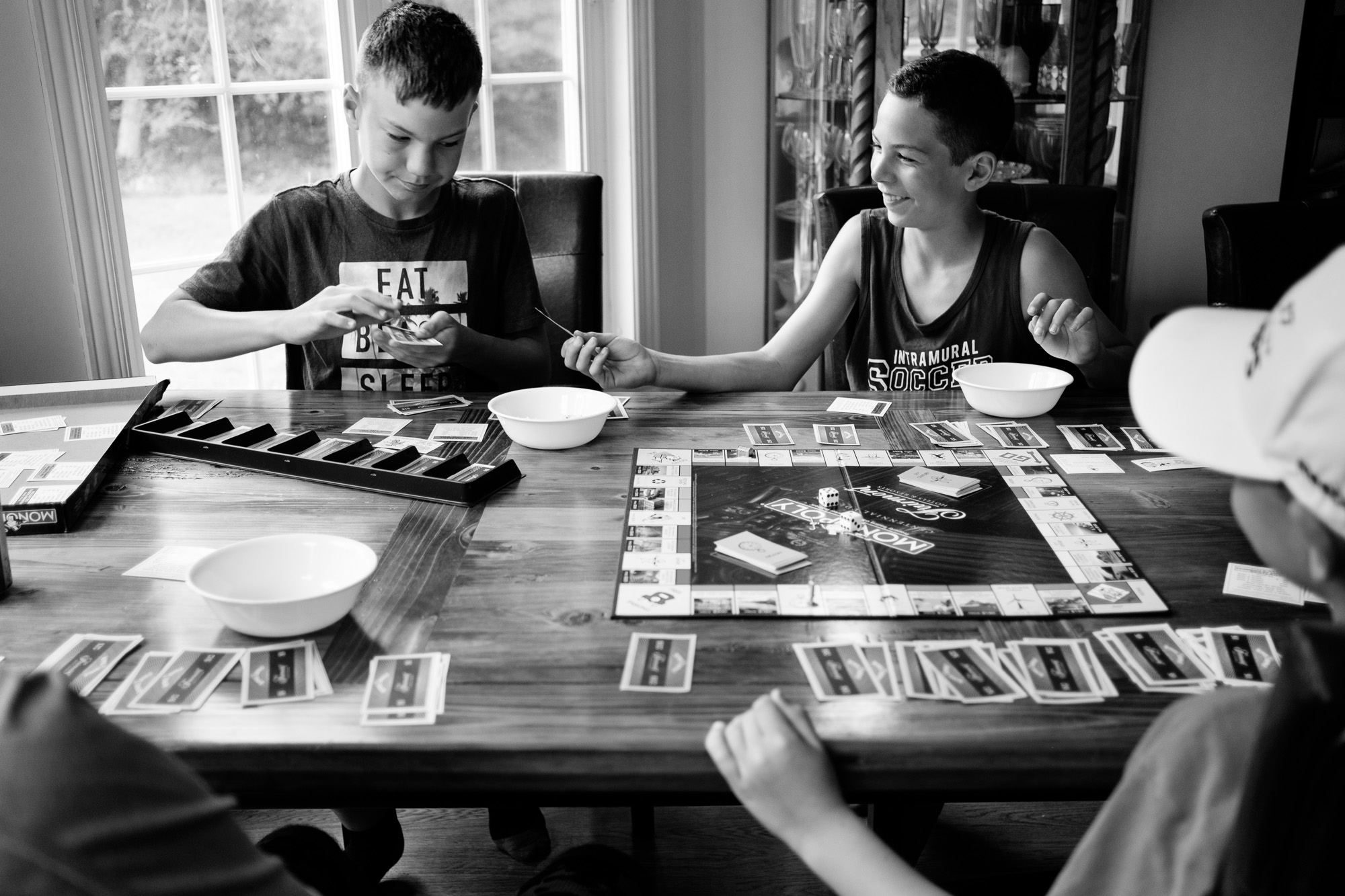 kids play board game - Documentary Family Photography
