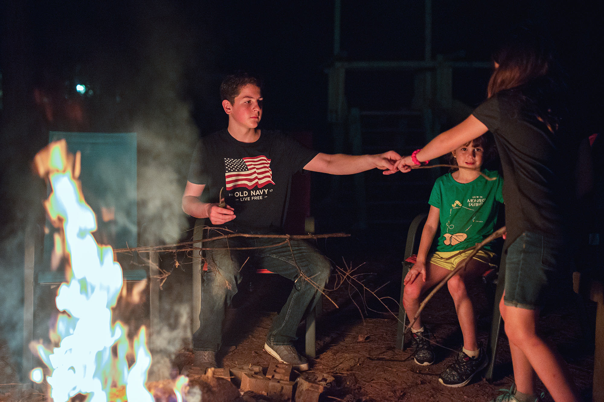 kids at bonfire - documentary family photography