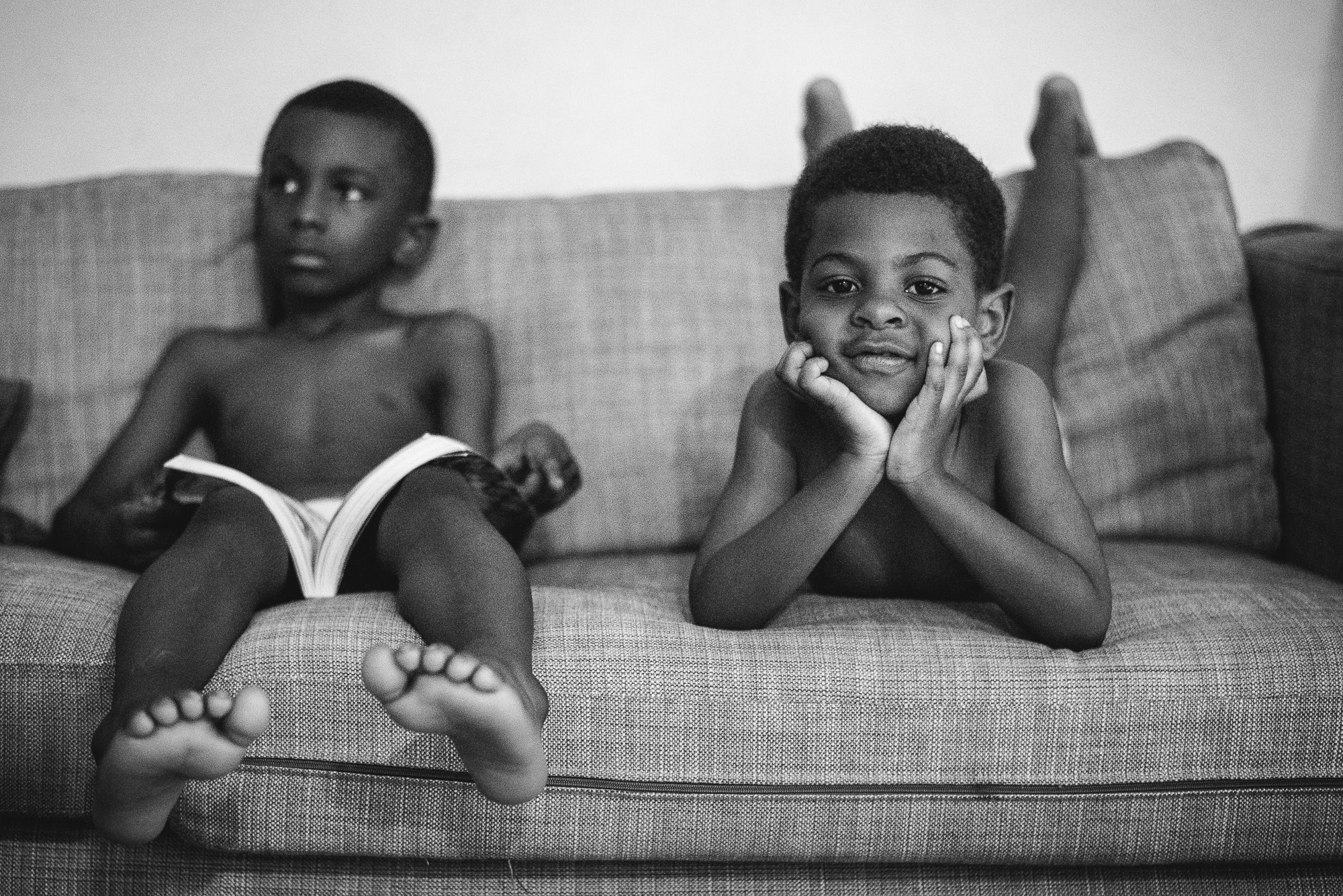 boys on couch - documentary family photography