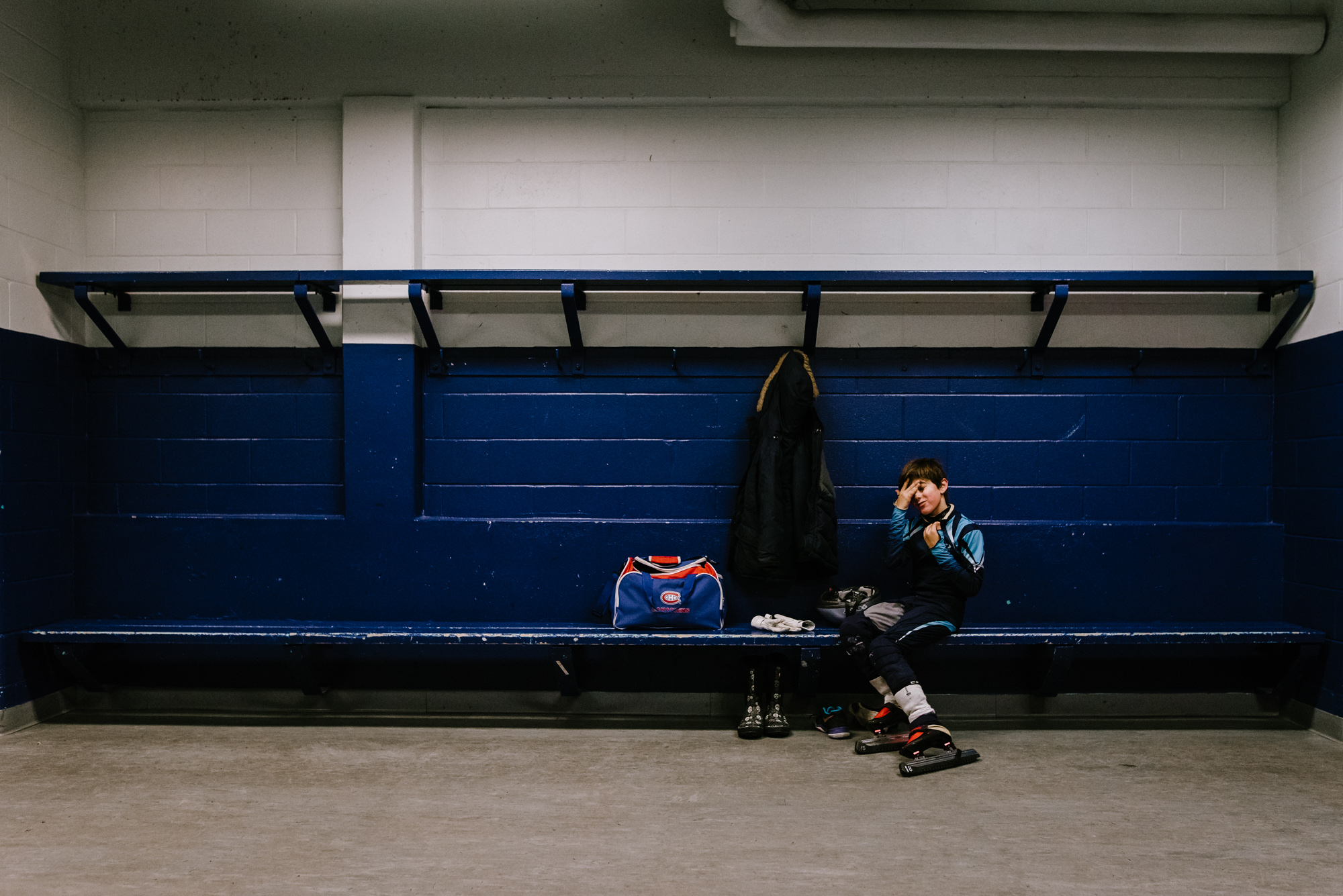 kids at skating rink - documentary family photography