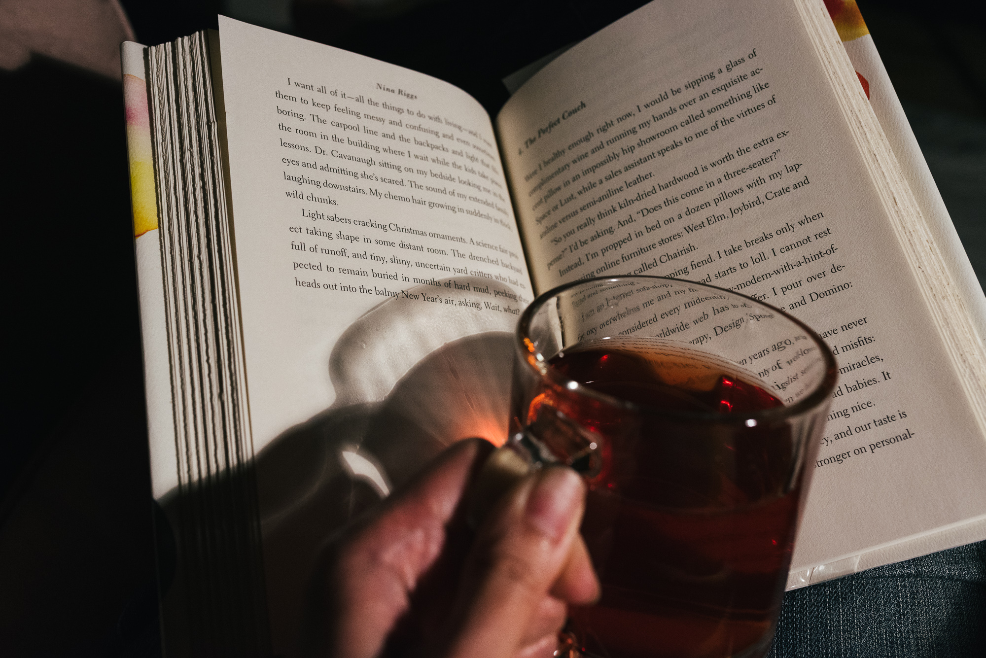 tea and book - Documentary Family Photography