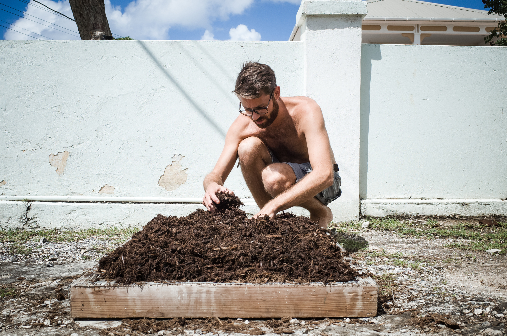 man gardening - Documentary Family Photography