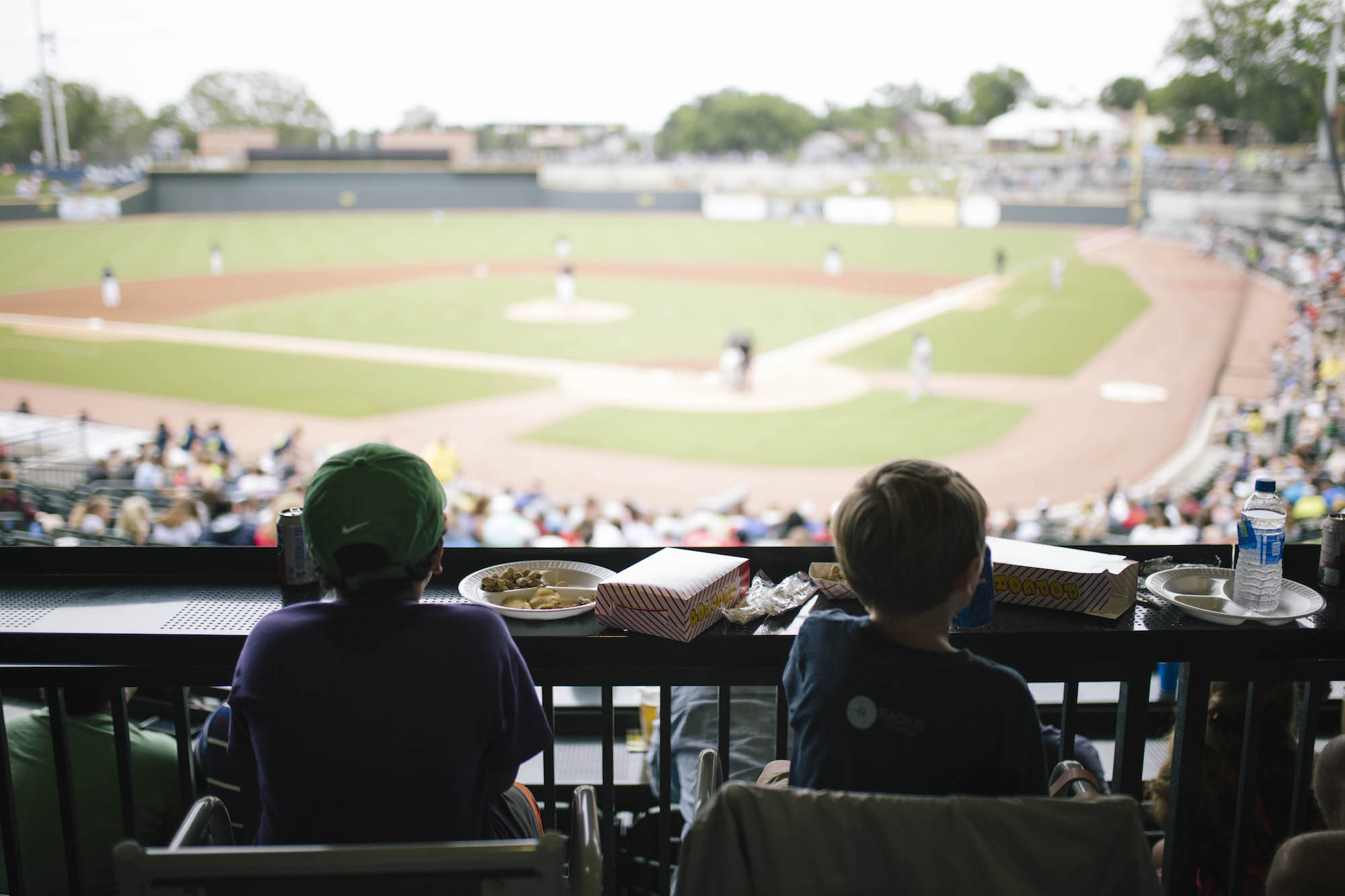 kids at baseball game - documentary family photography