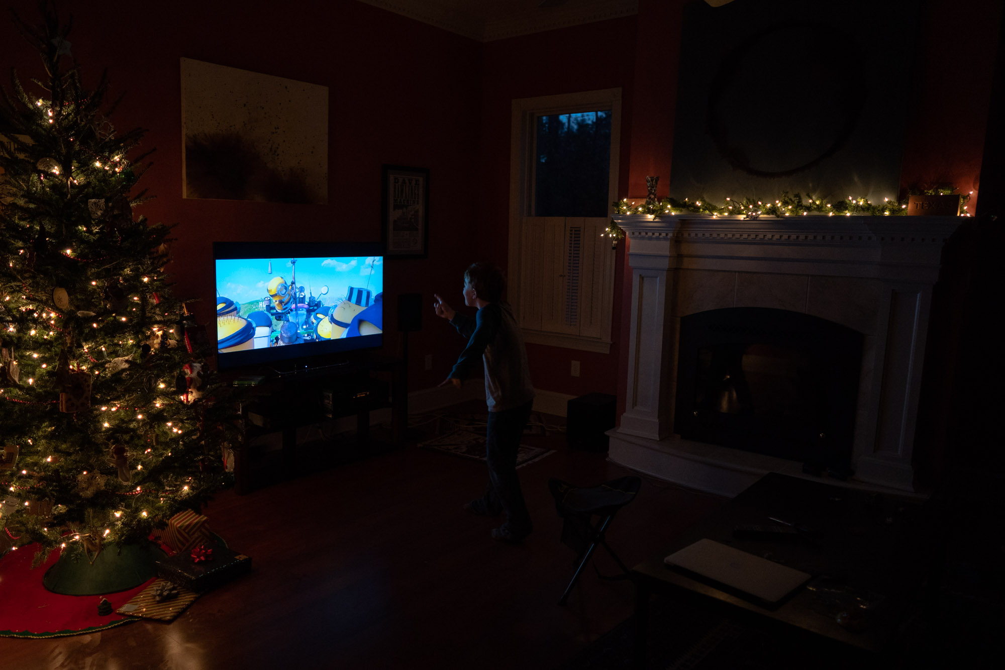 boy watching movie - documentary family photography