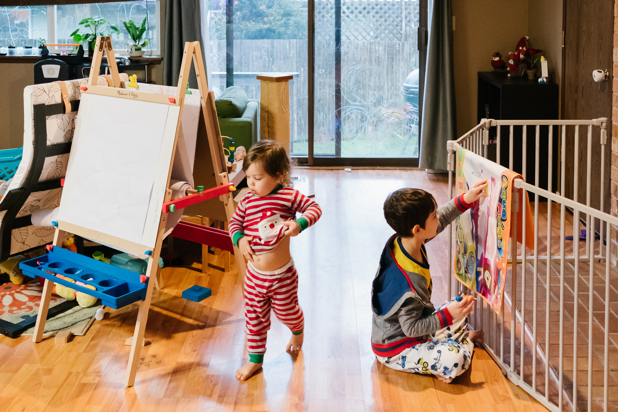 kids in playroom - documentary family photography