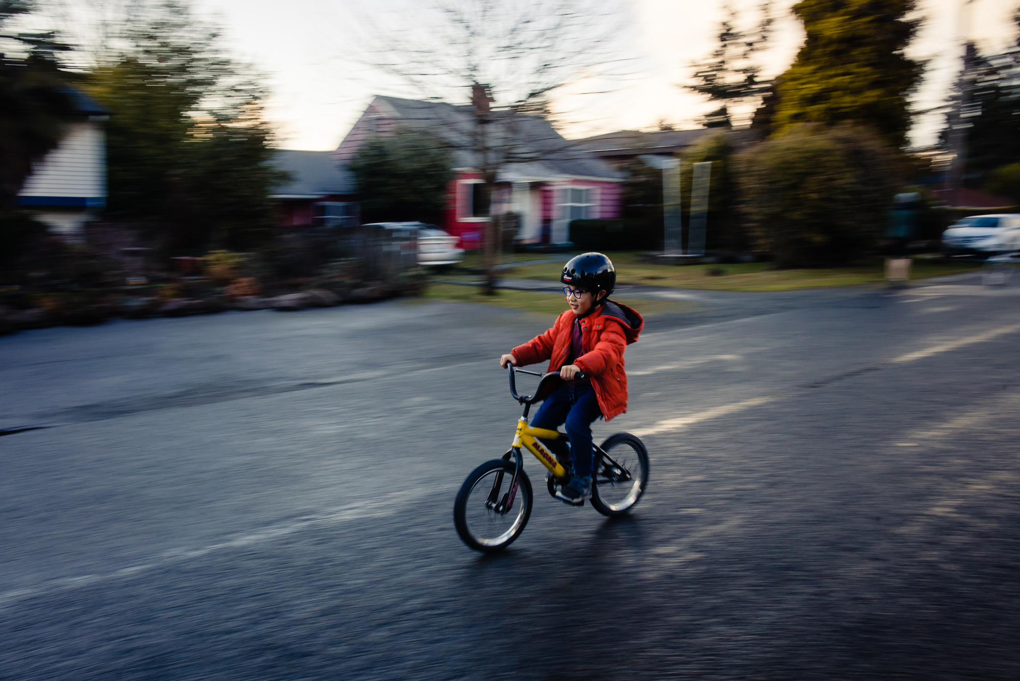 kid on bike - documentary family photography