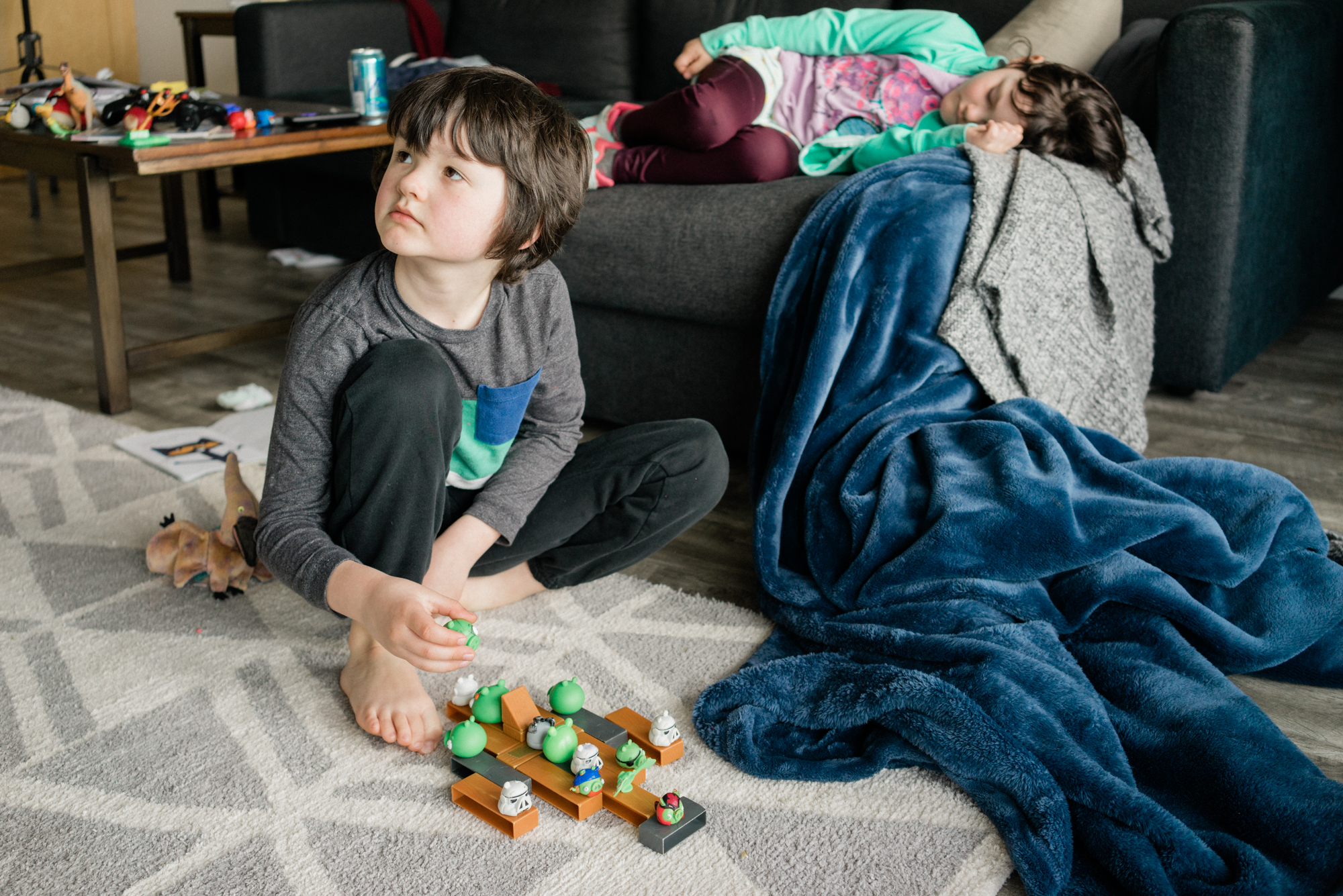 kids lounging - documentary family photography