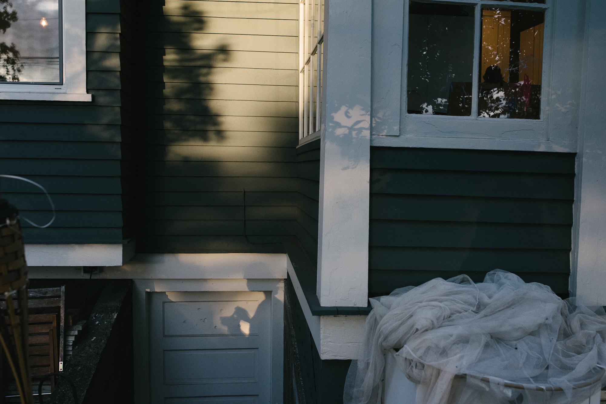 light on side of house - documentary family photography